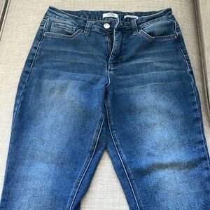 Royalty For Me high rise straight jeans size 8
Raw hem
